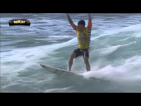 Medina&#039;s Perfect 10 on a Perfect Day - 2014 Billabong Pipe Masters